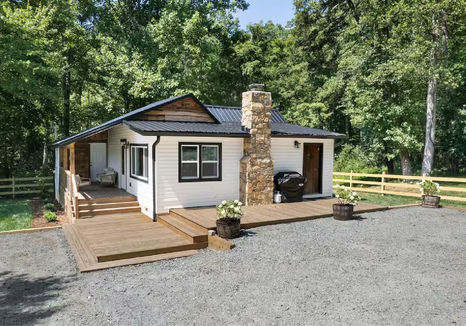 Hendersonville Home Airbnb